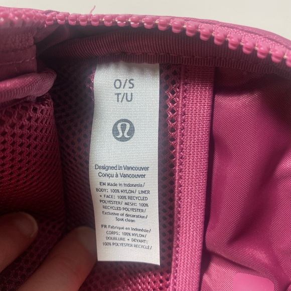 NWT Lululemon Everywhere Belt Bag - Picture 5 of 8